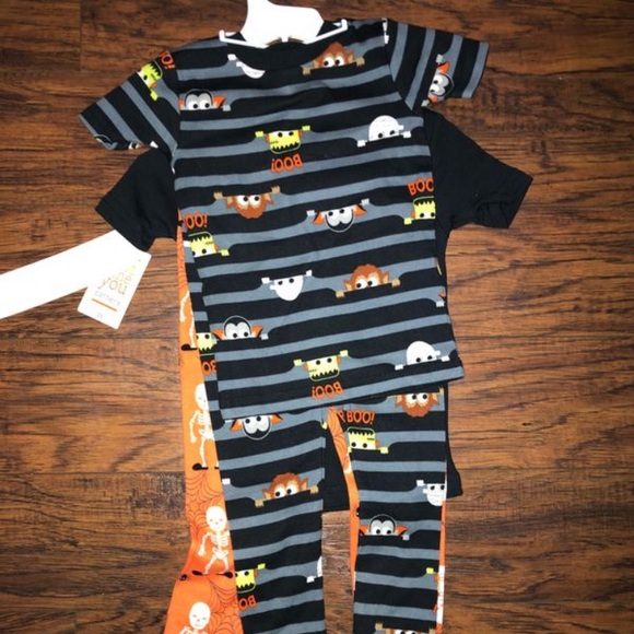 Carter's Other - Halloween 4 piece Set